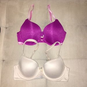 Victoria’s Secret Bras 32C
